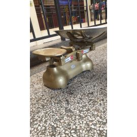 Compact Counter Manual Balances