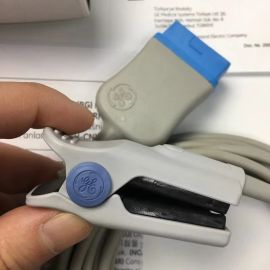 Original GE TS-F4-GE Datex Ohmeda Direct-Connect SpO2 Sensor One-piece Adult Finger Clip Blood Oxygen Probe 11pin