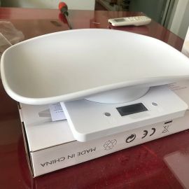 Baby Weighing Scale with Tare Function Uganda