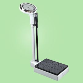 Low platform and robust design height and weight scale